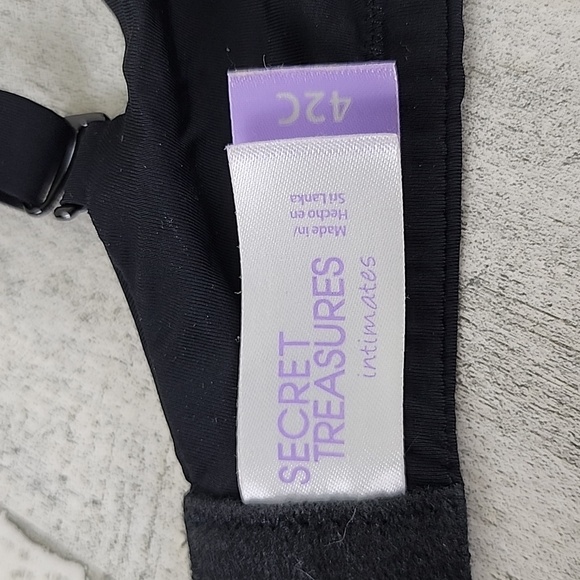 Secret Treasures black lightly padded no wire bra convertible straps Size 42C - Picture 8 of 12